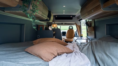Camper Puck! – Luxurious, hip and very complete bus camper! Fiat Ducato L4