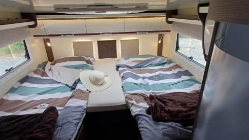 Dolce Farniente – 4 McLouis semi-integrated from 2018