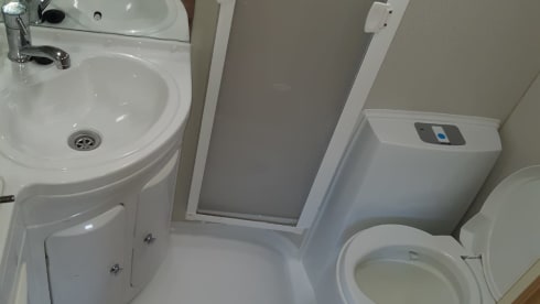 6 Berth Peugeot with Air Con