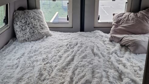 Cit – Autark,Große Batterie,viel Solar,Wechselrichter,sehr gut Isoliert,Premium!