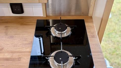 Evergreen – Luxury Off-Grid Campervan