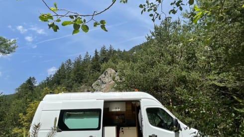 Feel at home in this DIY camper and go on a journey of discovery!