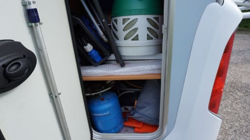 knaus sport ti 3 pers camper as new still available