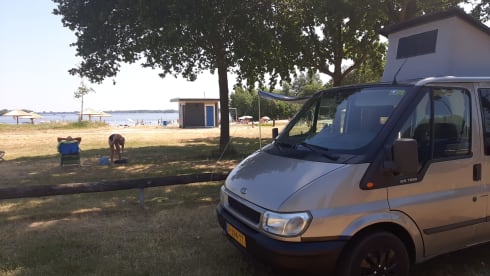 Harrison – 2p Ford campervan from 2003
