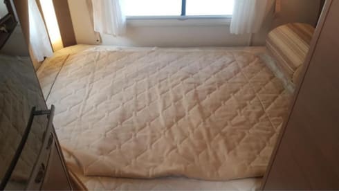 Adria – Spacious and luxurious family camper