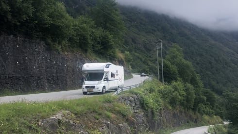 Spacious luxury 6p (family) camper