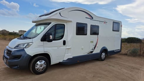 Nika63 – Camper 5 posti super accessoriato