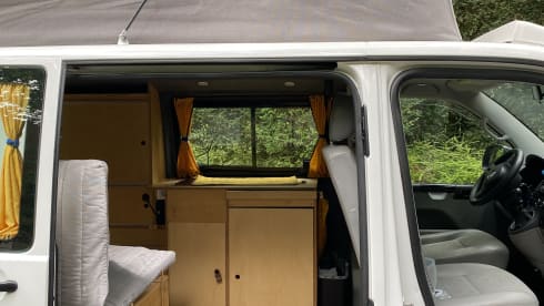 Miss Sunshine – Volkswagen campervan, extended model, 2 persons