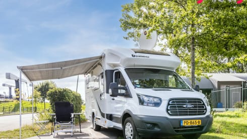 4p Benimar semi-integrated uit 2017