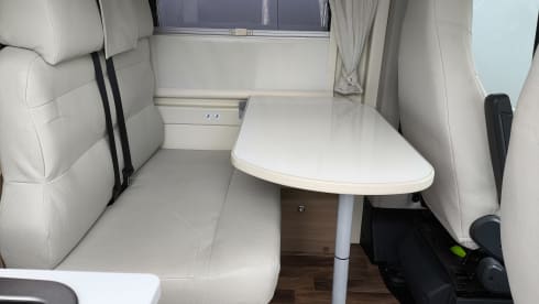 2p Pössl for 2 luxury bus camper e-bike carrier