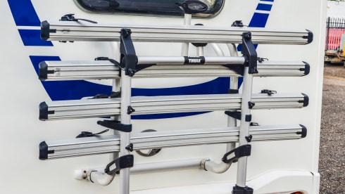 Fiat Ducato - Swift Escape 686 (6 Schlafplätze, Lounge in U-Form)