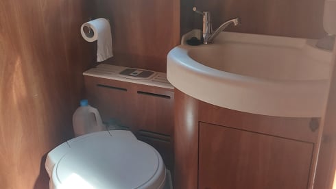 Elenacek – Motorhome laika kreos 7010