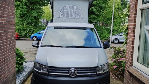 4p Volkswagen bus uit 2016