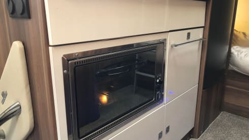 Chestnut – Perfect for a large family getaway!!