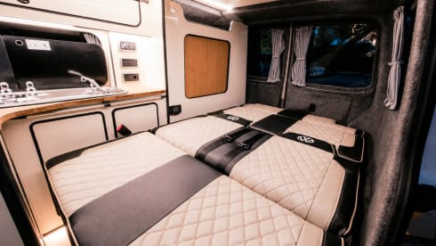 Oakley – Premium VW T6.1 Campervan 2021 — Hefdak, slaapplaatsen voor 4 personen
