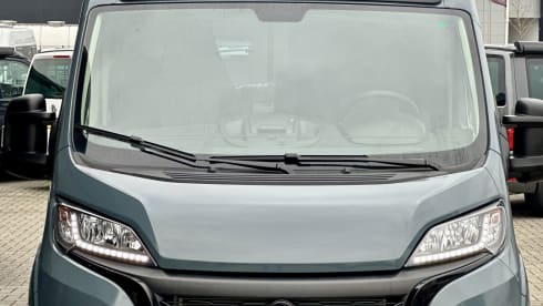 2p Adria Twin Supreme camper 180 hp automatic from 2024