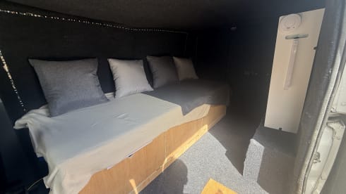 Campervan Stealth a 2 posti letto