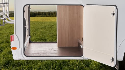 Carado T339 – ULTIMATE FREEDOM! Luxurious and complete camper with Queensbed and Luxurious interior