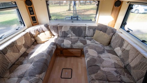 Bailey – 6 berth Peugeot Bailey Approach alcove from 2011