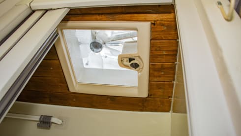 Very complete MB Sprinter 2p off-grid 