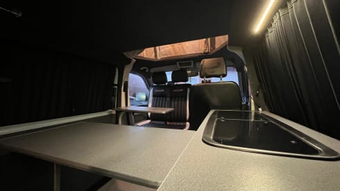 Heidlz – 4 berth Volkswagen campervan from 2011