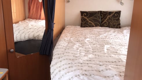 Rollcasa – Semi-integrated motorhome