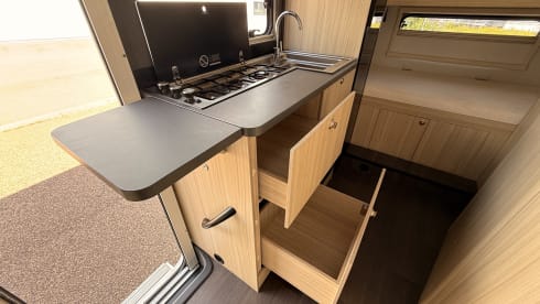 Great Scottish Cruiser – Caravane Fiat 7 couchages avec alcôve à partir de 2021