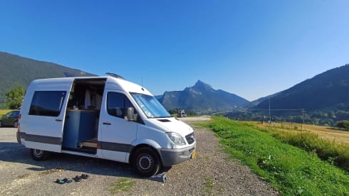 Billy – Zelfbouw Mercedes-Benz Sprinter camperbus uit 2009