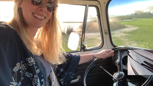 Bob – Bob the retro volkswagen T2a camper bus