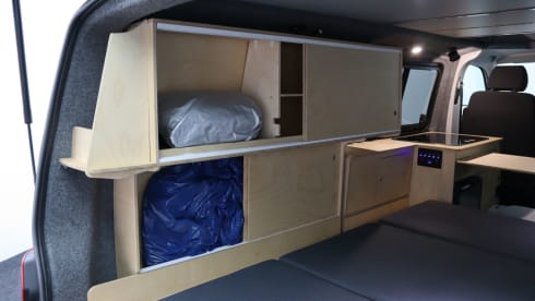 Hennie  – Camping-car 4 personnes très facile d'utilisation ! 
