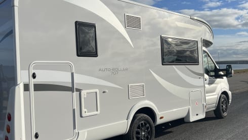 Monty  – 2024 - 6 Berth Autoroller 707 Motorhome