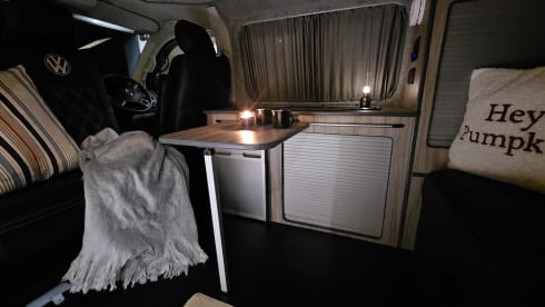 Curlew Camper – 4 berth Volkswagen campervan from 2015