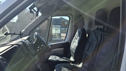 Carly – 2 berth Peugeot campervan from 2017