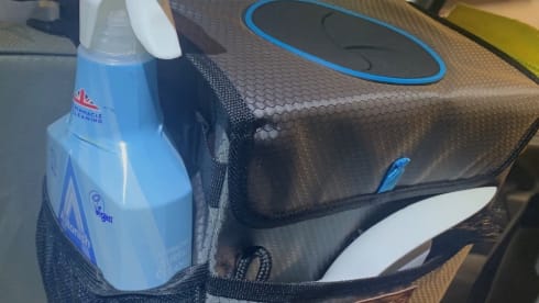 "Thermos" – VW T4 del 2002 con 2 posti letto - a 3 miglia dall'aeroporto di Inverness - *assicurazione inclusa*