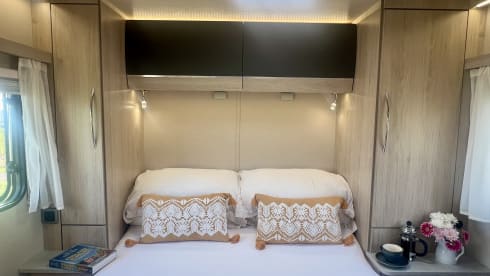 Expedition C71 – 4 berth, 4 belt (2025)