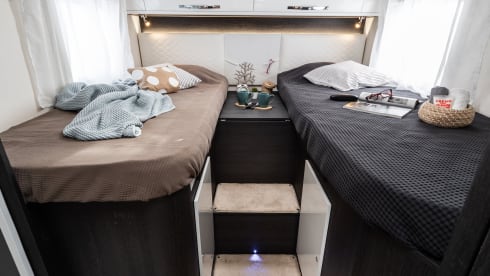 Zefiro – Luxury Motorhome Adventures start here