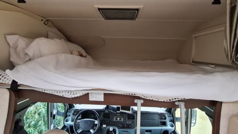 Lomiloom – Ford Benimar alcove
