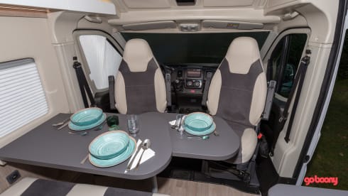 Hectorhetbusje – 2p Chausson Bus camper from 2021