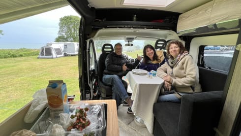 Premium Luxury 2 Berth Peugeot Boxer (Coach-built)