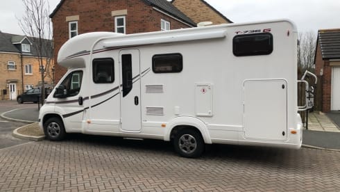 6 berth Fiat alcove from 2019