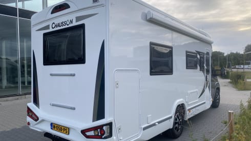 4p Chausson 711 semi-integrated from 2019