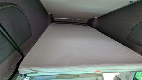 The Fugget – Reliable Ford Nugget, 69,000 km, urban camper, comfortable, complete
