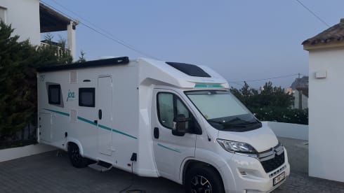 4p Joa 75T semi-integrated from 2025