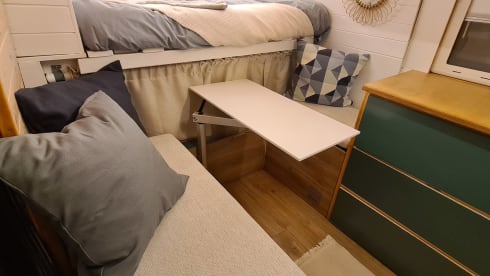 't buske! – Practical multifunctional motorhome for 2 people