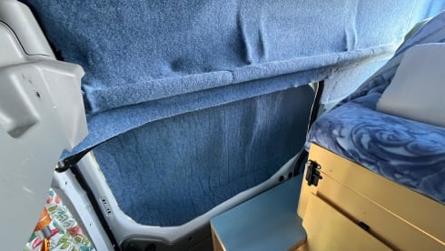 Fishbowl 🐟 – Cosy lil van for your xmas trip 