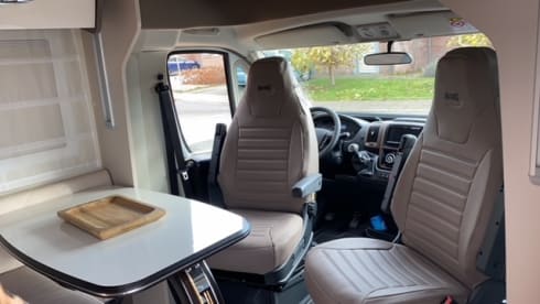 001 – Lussuosa nuova casa mobile in affitto - 4 posti letto - Patente B