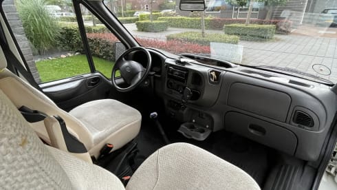 De Berenbus – Ford Transit 2003