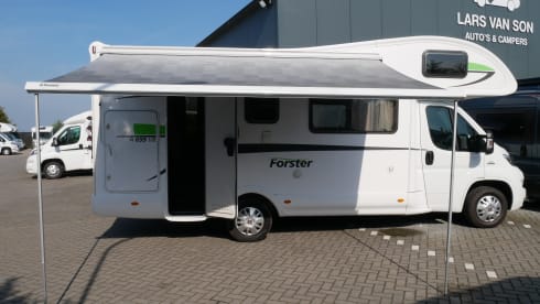 Eura Mobil Forster 6 sleeping 6 seats