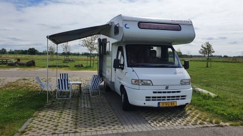 Nice 5 person Dethleffs alcove camper.