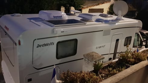 Stabilitée amortisseurs pneu pneumatiques – Noleggio Citroen DETHLEFFS T7057DBL